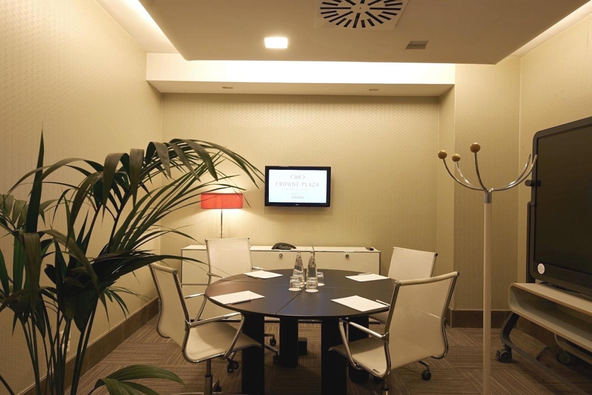 Crowne Plaza Verona Fiera, an IHG Hotel Esterno foto